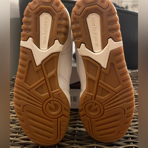 Aimé Leon Dore x New Balance 650R - Picture 8 of 10